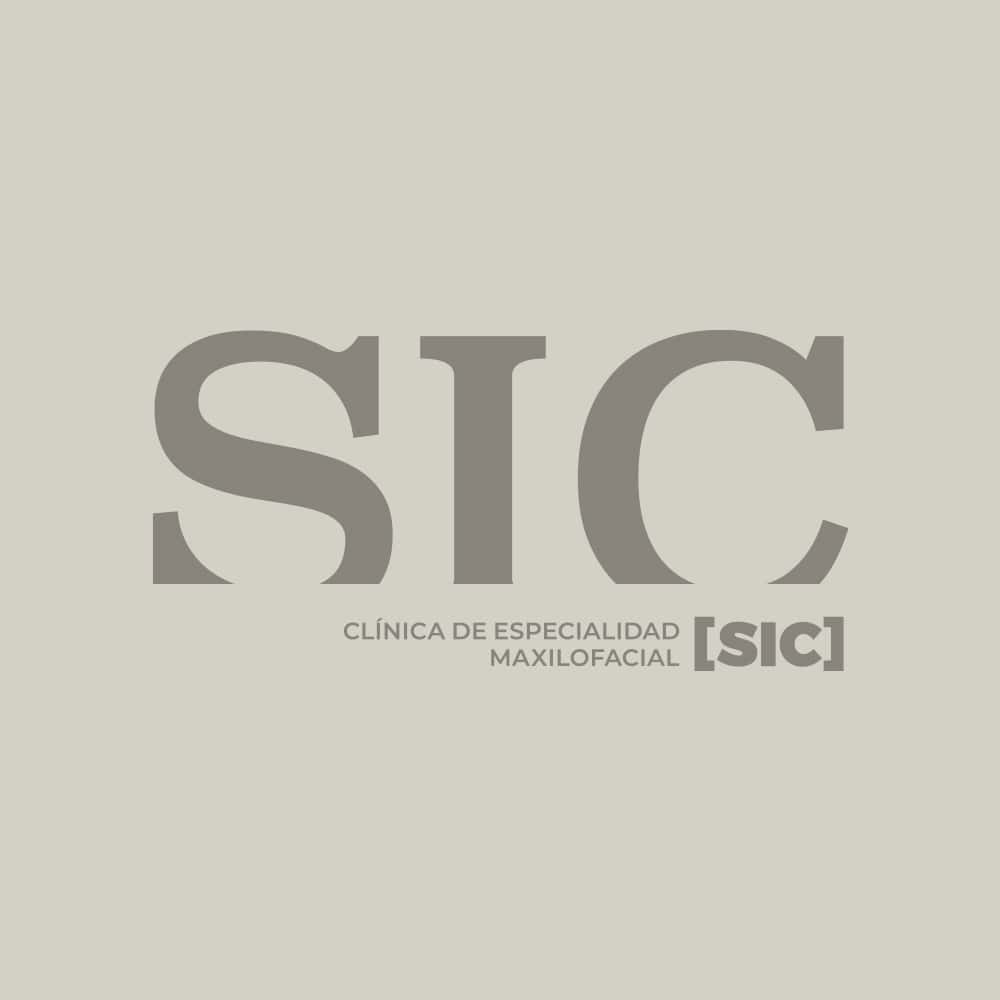 Marca y web para la clínica SIC Maxilofacial